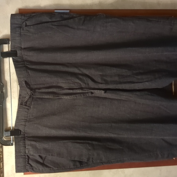 **BRAND NEW --- H&M GRAY COTTON PANTS - Picture 2 of 7